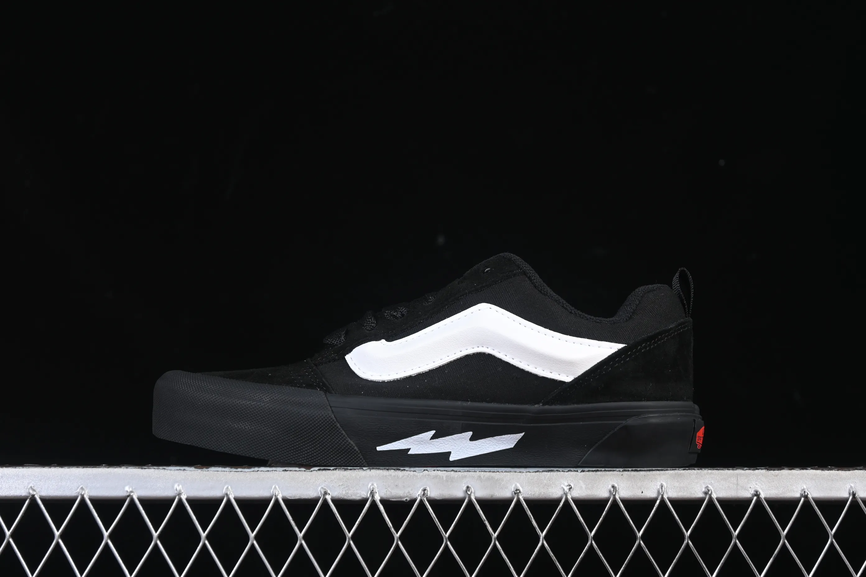 All categories Vans Vans series Vans Low Vans low-top Vans Knu-Skool Vr3 Vans low-top casual sports skateboard shoes VN0009QCBMA